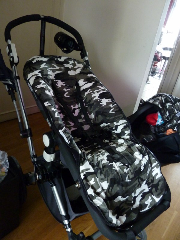 Reportage photo habillage little lunalu pour bugaboo Bu1