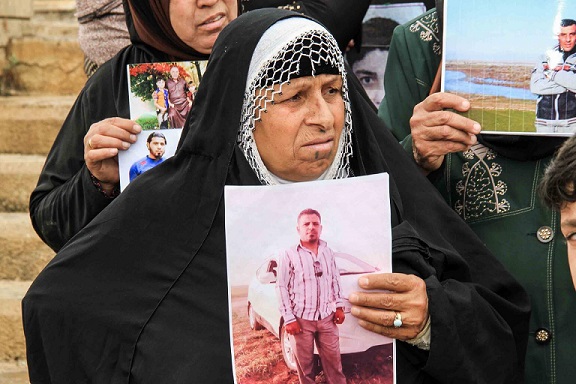 مصير المفقودين يؤرق أهالي الموصل   Gomm