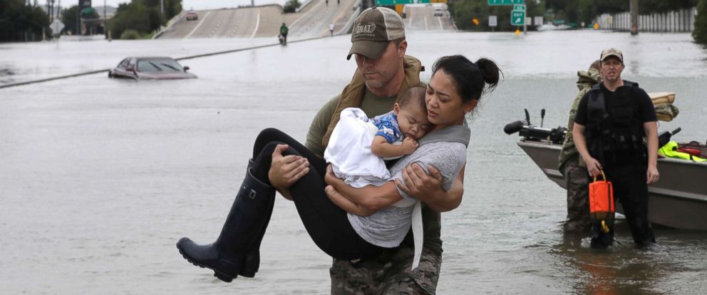 Houston Officials Lied, People Died - Warnings Of Catastrophic Flooding From Harvey Were Labeled 'False' By Houston Mayor, Officials, And Media Hurricane-harvey-rescue