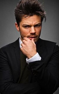 Dominic Cooper Dominic6