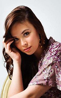 Malese Jow Leah6