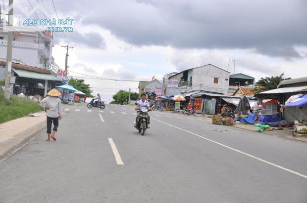 ĐẤT NGAY MẶT TIỀN CHỢ 300M2 , TIỆN KINH DOANH BUÔN BÁN , XÂY TRỌ CHO THUÊ . LH :0906.601.755 20160607_033720_169473_0