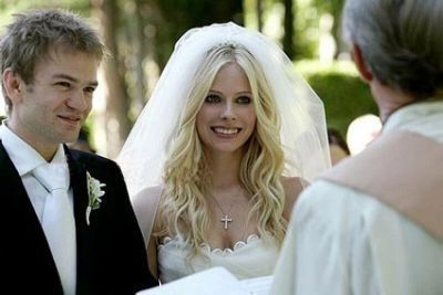 صور جديده ونادرة ل افريل 836avrillavignewedding