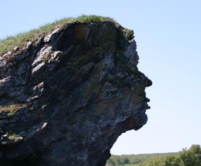 Faces in the Stones...whats your opinion..do you know of any at megalithic sites.. Stonefaces6