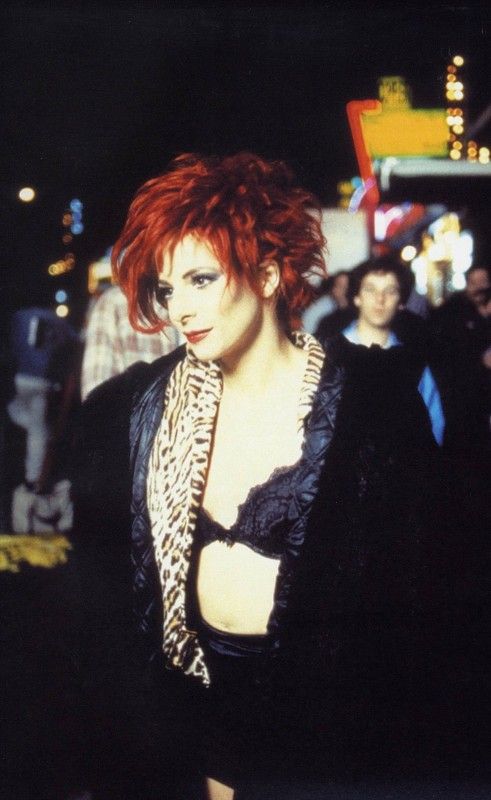 Mylene Farmer (gif,photos montages,vidéos) 90310699