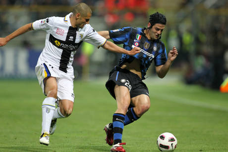 Inter, distorsione per Chivu Be68f100f1a0d905dc18f19b682cd3f0