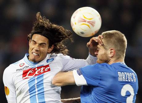 Napoli: problema muscolare per Cavani 7fcf984cc7e0dc4e99200949e20335d9