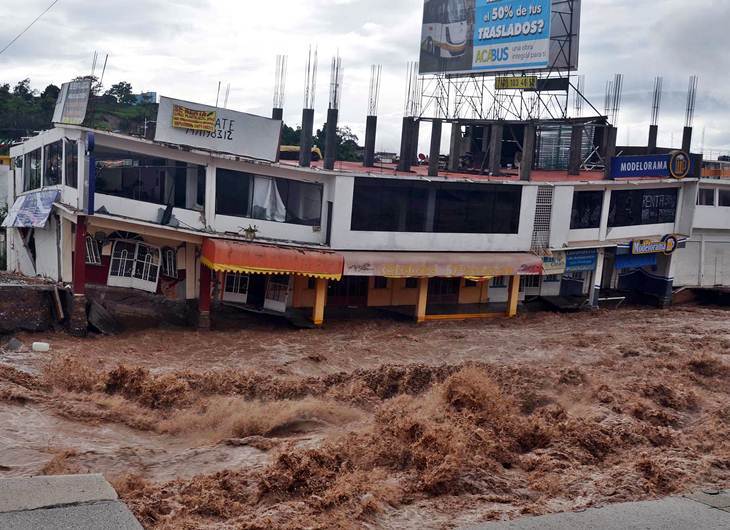 SEGUIMIENTO METEOROLÓGICO 2013 - 2014 Muertes_guerrero_ntx