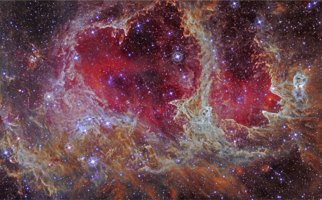 000-APOD - PROSINAC 2014. Ic1848_WISEantonucci_1080