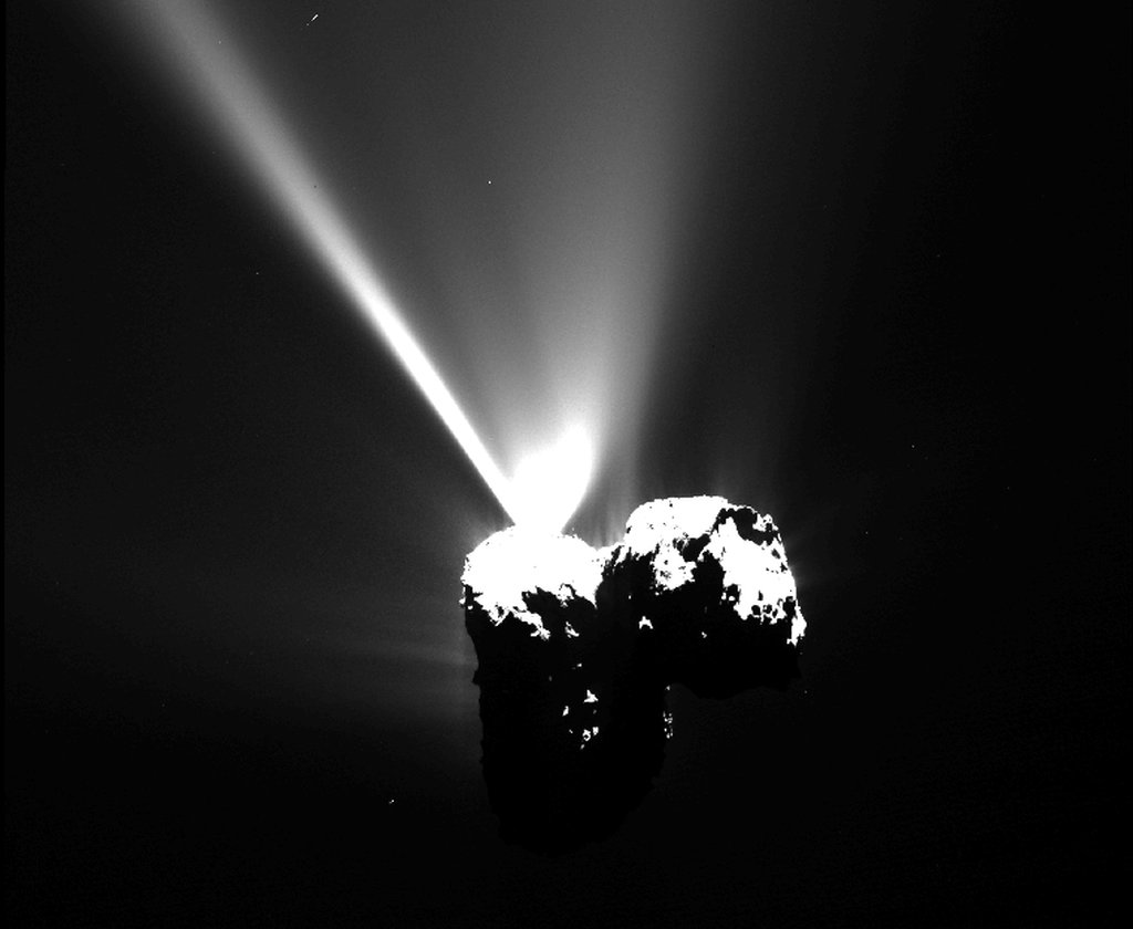 008 - APOD - KOLOVOZ 2015. ESA_Rosetta_OSIRIS_NAC_20150812_T1735c