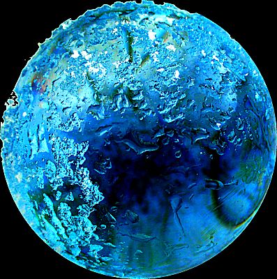 Le Boule de Cristal 20100211blueglobeopt