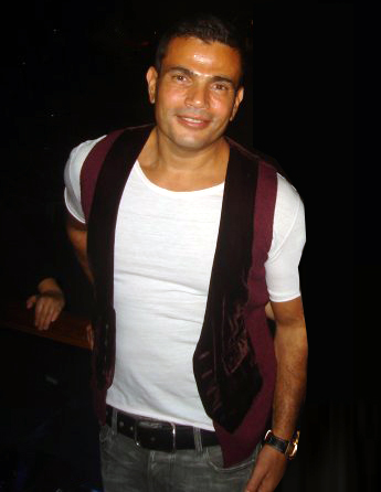 مكتبه نغمات الهضبه ( عمرو دياب) Amr-diab-20-2605-8063868