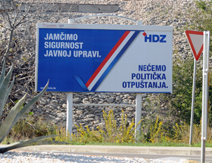 Hrvatska - čardak ni na nebu ni na zemlji - Page 28 HDZ%20plakat