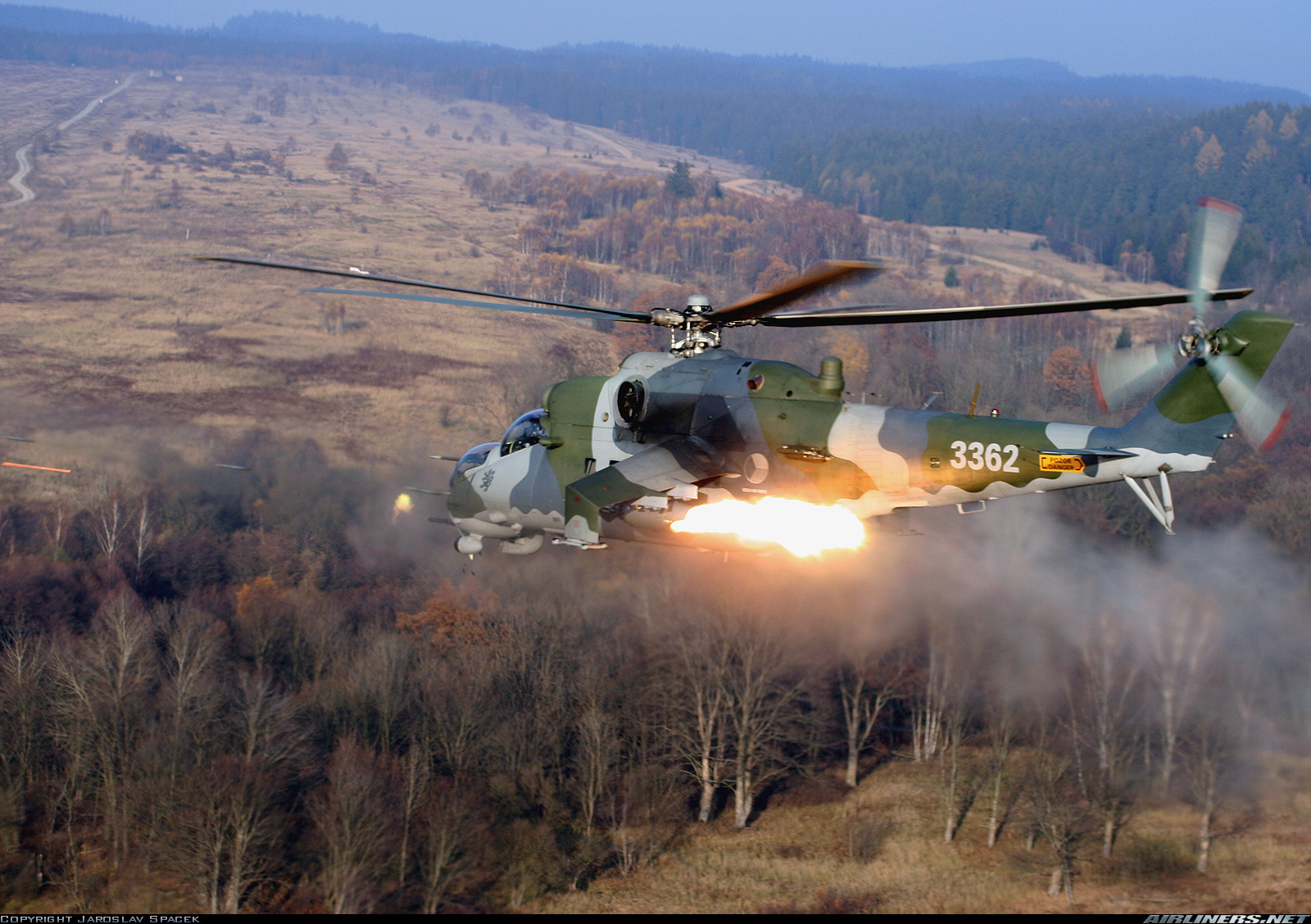 العراق يتفاوض مع التشيك على شراء مروحيات Mi-24 مستعمله  - صفحة 2 Mi-24.32827