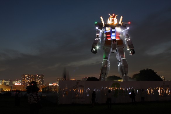 Life size Gundam Gundam_6_large-585x390