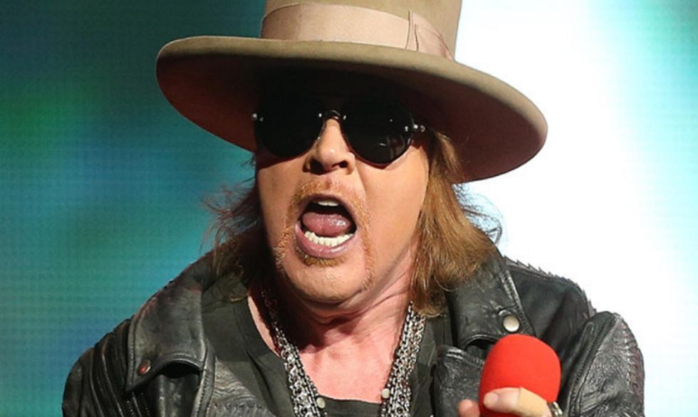 Axl Rose de Guns N' Roses, ¿nuevo cantante de AC/DC? 1458766693_126425_1458767537_noticia_grande