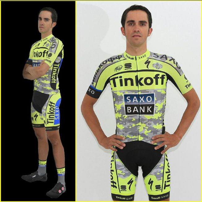 Contador exhibe su uniforme de guerrero para el Tour de Francia 1433854106_556351_1433854227_noticia_normal