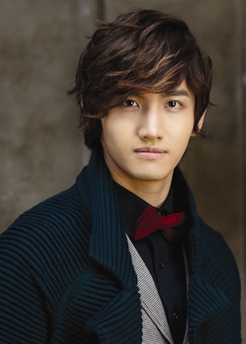  أظرف ١٠ صور للمشاهير حين كانوا أطفالاً 20120201_changmin