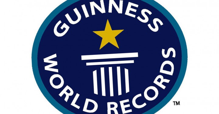 نبذة عن موسوعة جينيس : Guinness_records_book_logo-720x375