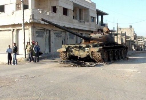 الجيش الحر يمهل النظام السوري 48 ساعة لسحب آلياته  Imgid113253