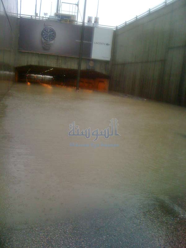 امطار الخير غرق شوارع في عمان وانغاف 0157447fca95a2aee9f3d752872d5e43