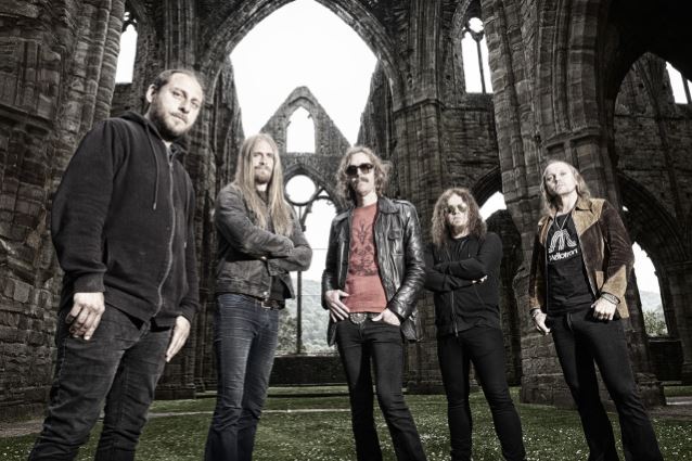 OPETH - Sorceress (30/09) Opethband2016promo_638