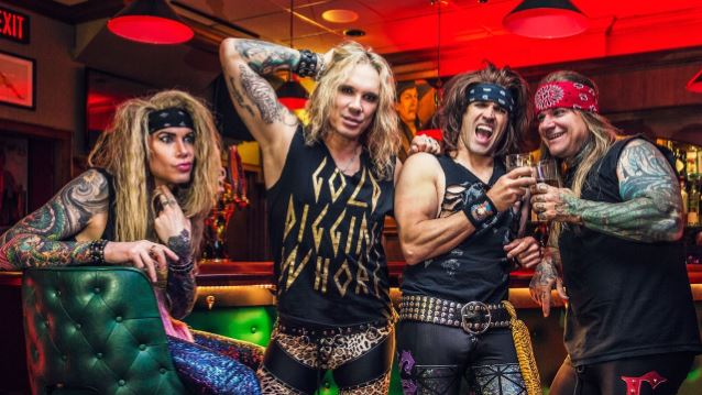 STEEL PANTHER - Lower The Bar (24 mars) Steelpanther2016bandpromolower_638