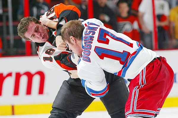 Rangers et Philly ....HAHAHA Nhl_g_richards_fight_600