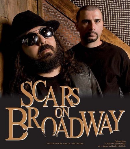 Biographie ScarsOnBroadway-12