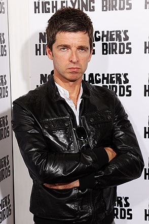 El disco de Noel se llamará: Noel Gallagher's High Flying Birds.  - Página 3 Main