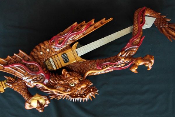 On parle un peu de tout!!! Guitare-sculptee-1