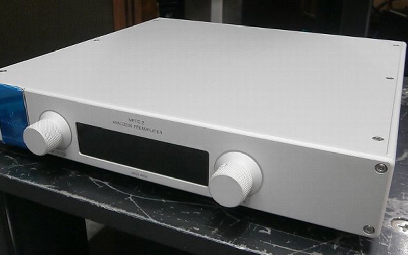 Giới thiệu Goldmund Metis 2 Pre-amplifier thiết bị âm thanh cao cấp Goldmund-metis-2-pre-amplifier4