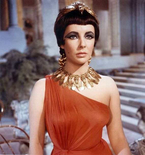 elizabeth taylor! (texte et photos) + autres à venir???? 0d3877c9