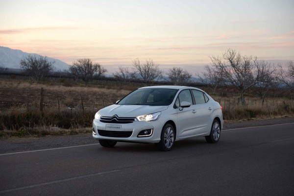 Citroen C4 Pallas 2013 - Página 2 CRITICAC44-600x400