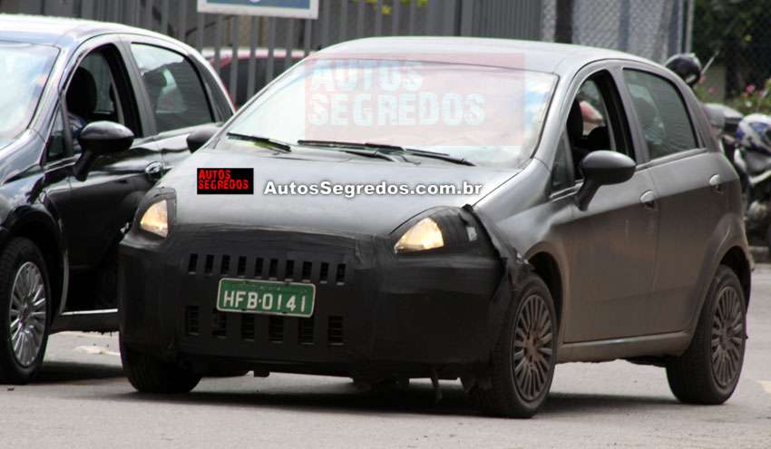 Fiat Punto reestilizado surge na internet - Página 4 Puntofrenevo11