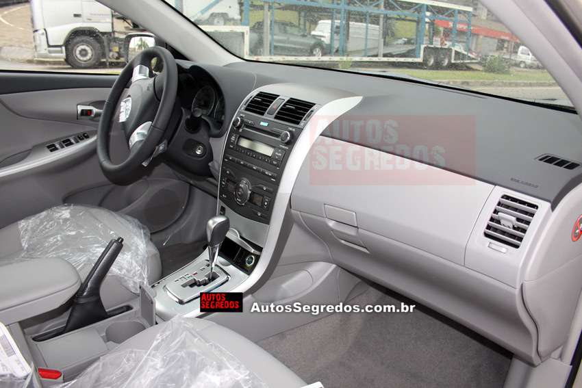 Corolla com motor 2.0 deve chegar em abril / Corolla 2012 - Página 2 Corolla3