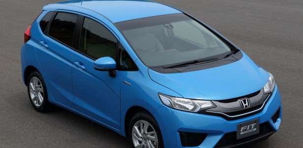 Hondas Fit e City 2.014 Novohondafit2015n-615x300