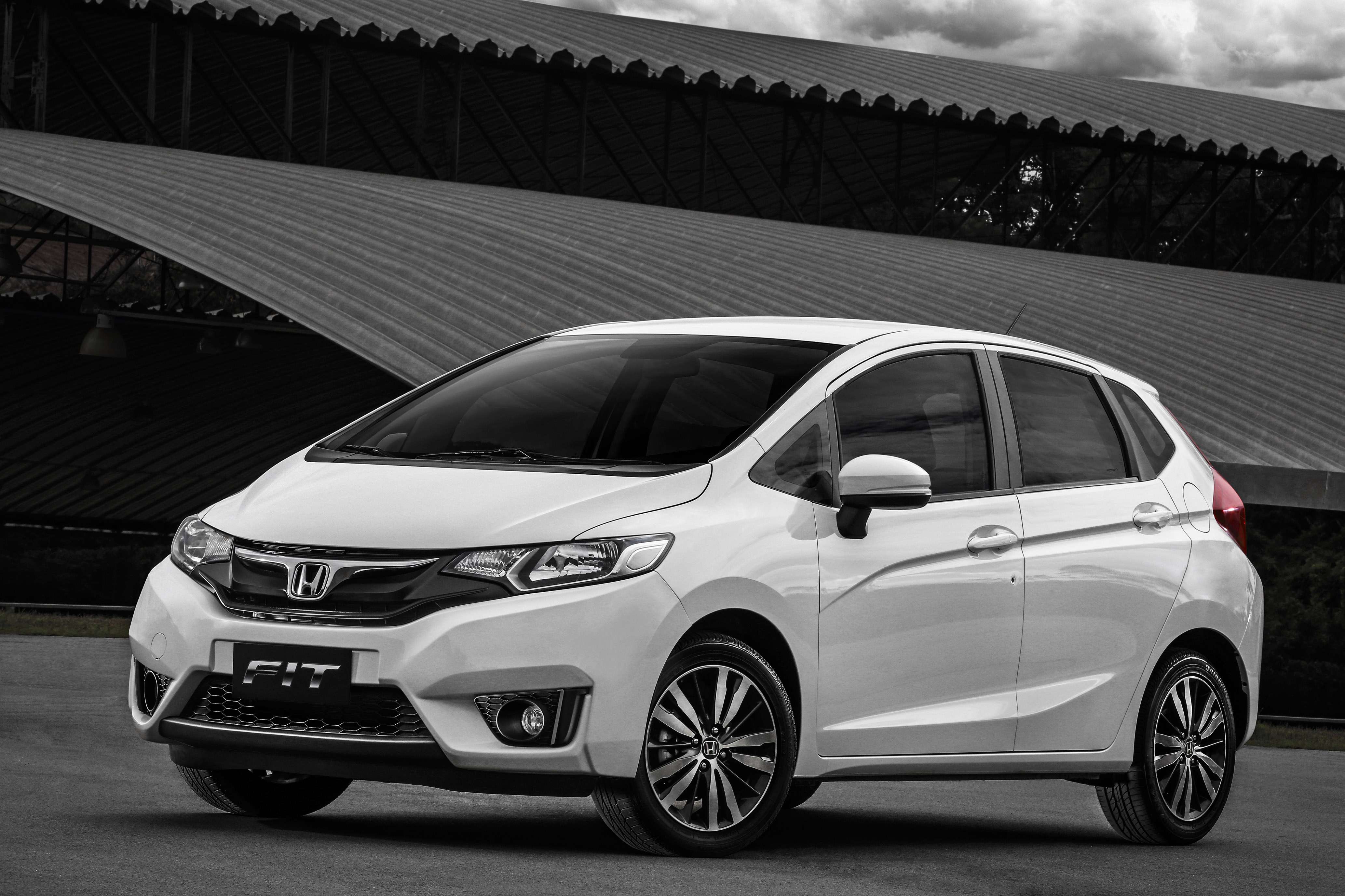 Hondas Fit e City 2.014 - Página 9 LI7A1407estat