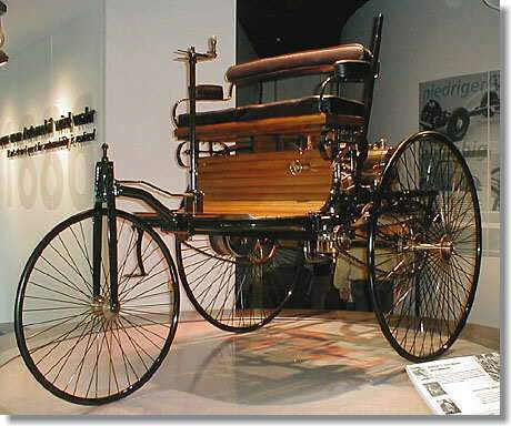 تاريخ السيارات Zeithaus_benz_patent-motorwagen_460