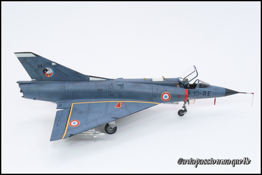 DASSAULT MIRAGE III C - MODELSVIT-1/72 IMG_3048