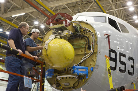 RADARES Y OTROS EQUIPOS ELECTRONICOS - Página 16 Boeing_p-8a_poseidon%20