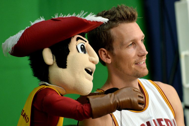 Nigel, your negotiating skills are needed Mike-dunleavy-cavaliers.vadapt.767.high.0