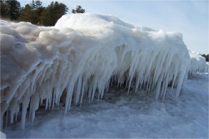 New cold snap converts beach of Lake Michigan in Chicago into an ice sculpture park Ice-Caves-Grand-Haven-Lake-Michigan_NPS-300x200