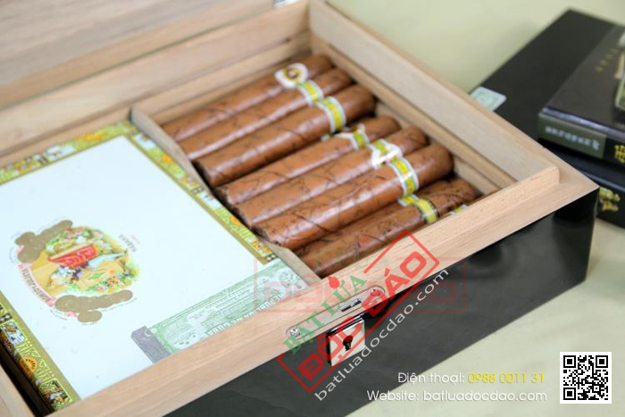 Hộp đựng cigar Cohiba, shop phụ kiện xì gà Hà Nội 1452739210-hop-giu-am-xi-ga-hop-bao-quan-xi-ga-cohiba-byd-003-5