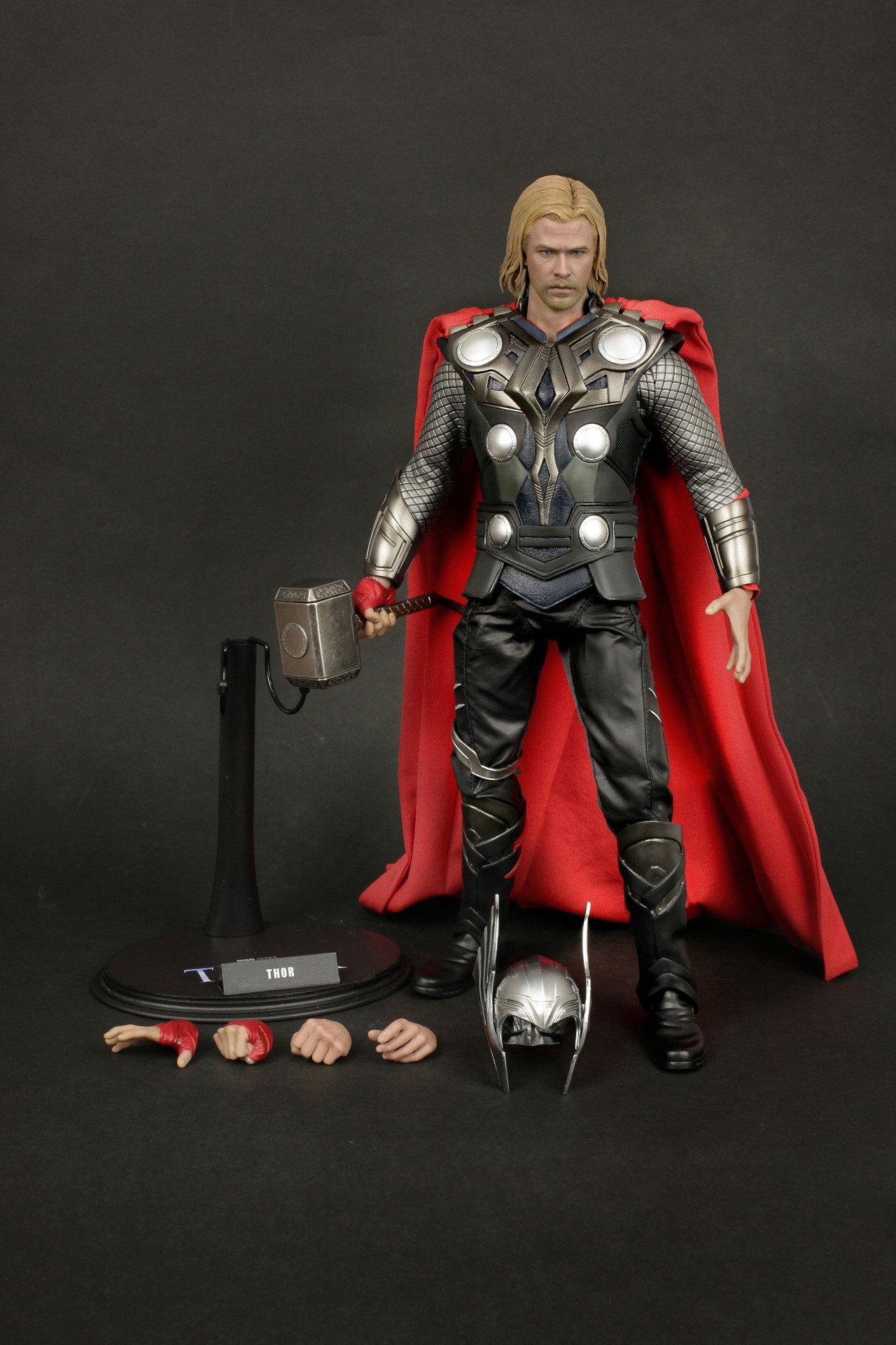 [Hot Toys] THOR 1/6 scale - LANÇADO!!!! - Página 3 122205qhtzi9l03lqvwnq7