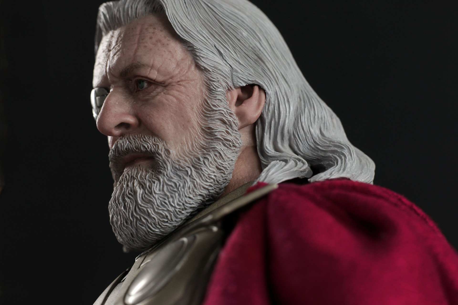 [Hot Toys] THOR: Odin 1/6 scale - LANÇADO!!! 153653pqv1f4ajhf6b6uav