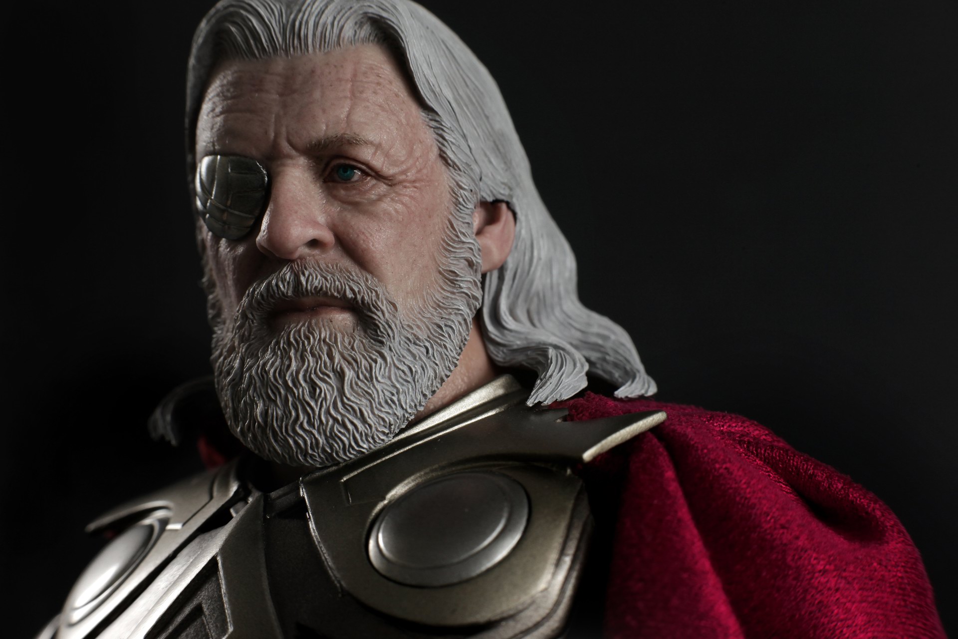 [Hot Toys] THOR: Odin 1/6 scale - LANÇADO!!! 153701nnh6nbg5nnn0jqyq