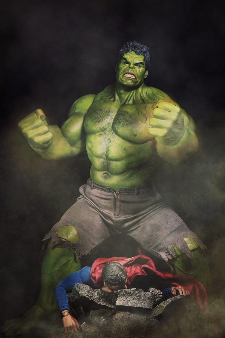 [Hot Toys] The Avengers: Hulk - 1/6 scale - Fotos  <OMG> pág. 15 - Página 34 024256z8see1ost881sqb8