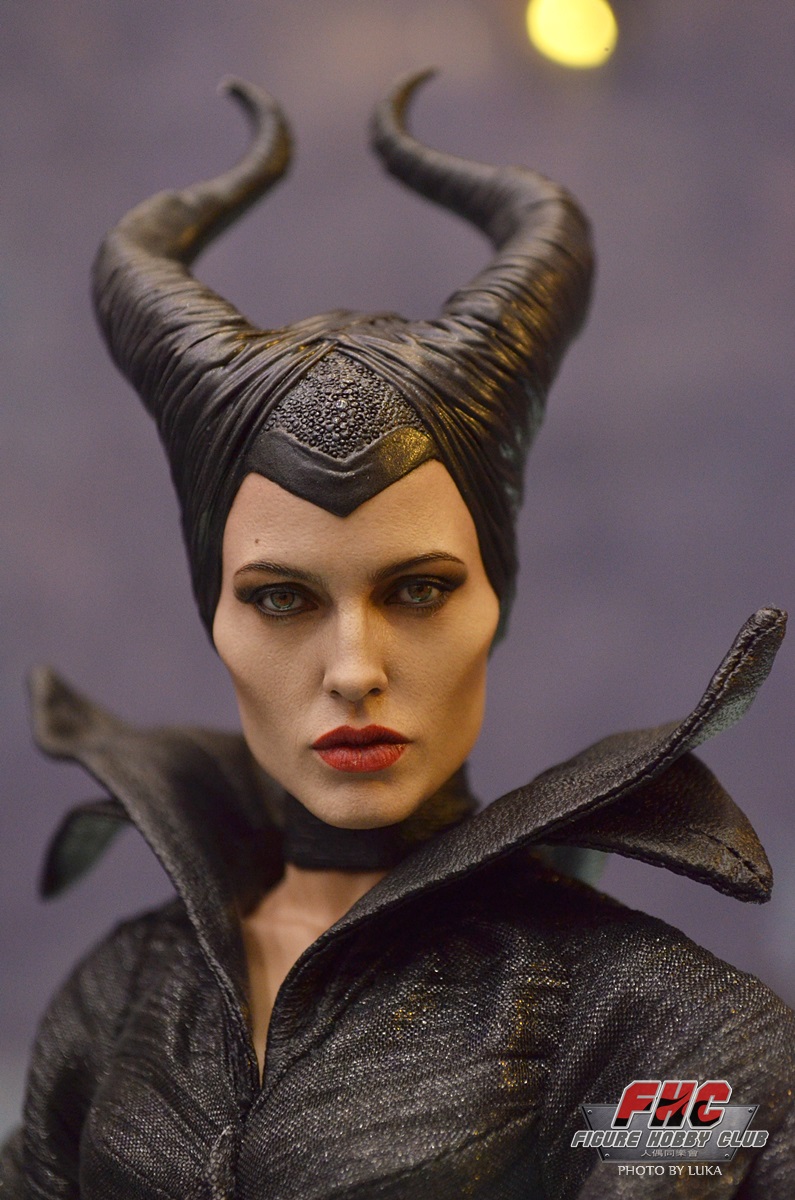 [Hot Toys] The Hot Toys Gallery 2014 - by Beast Kingdom  103402pzzlg0jqzel2le52