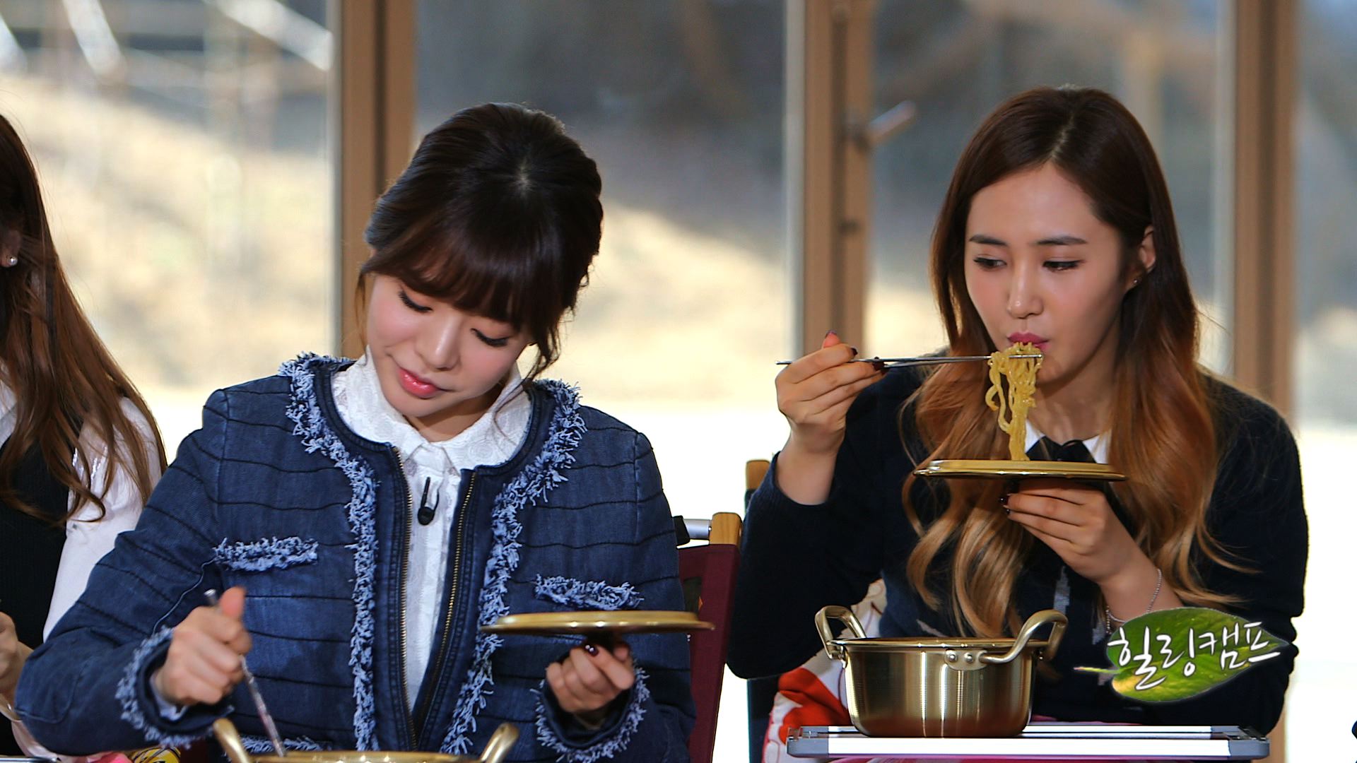 [PIC][15-03-2014]SNSD xuất hiện trên chương trình "Healing Camp" của đài SBS Img0403_20140317094626_8